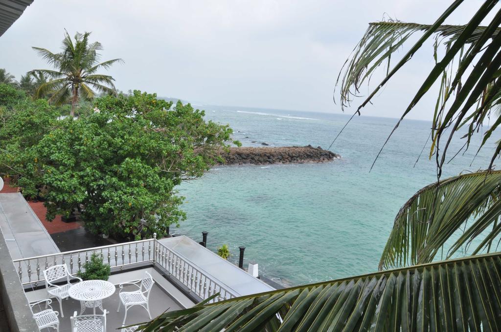 Goviyapana Beach Hotel Ahangama Kamer foto