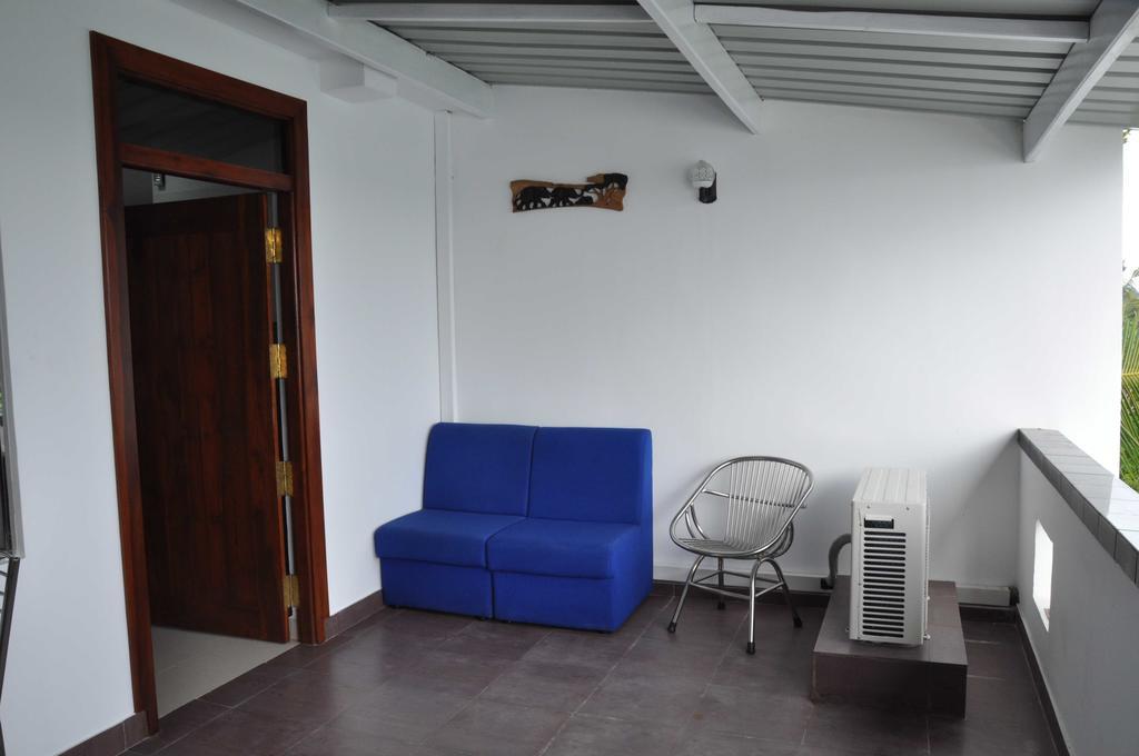 Goviyapana Beach Hotel Ahangama Kamer foto