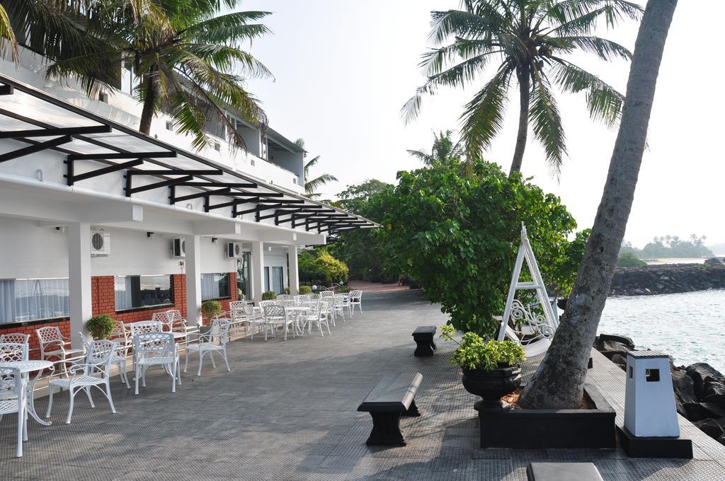 Goviyapana Beach Hotel Ahangama Buitenkant foto